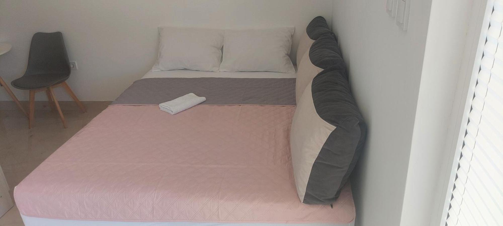 Hostel Vera - Airport Podgorica Mitrovici  Exteriér fotografie